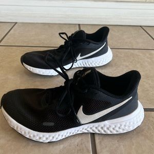 Nike Revolution Running Shoes. Size 8